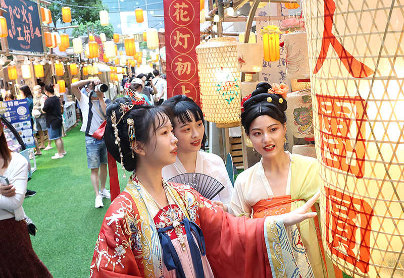 <CMSPRO_DOCUMENT FIELD='title' num='25'>標題</CMSPRO_DOCUMENT>