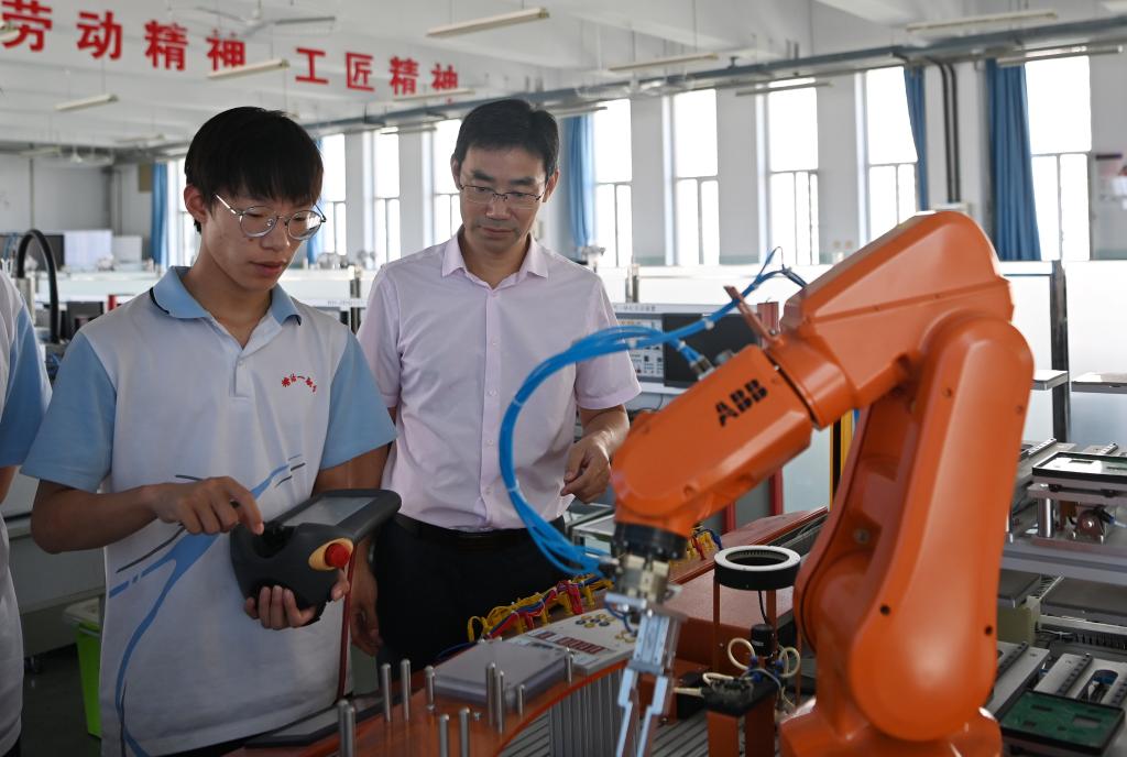 <CMSPRO_DOCUMENT FIELD='title' num='25'>標題</CMSPRO_DOCUMENT>